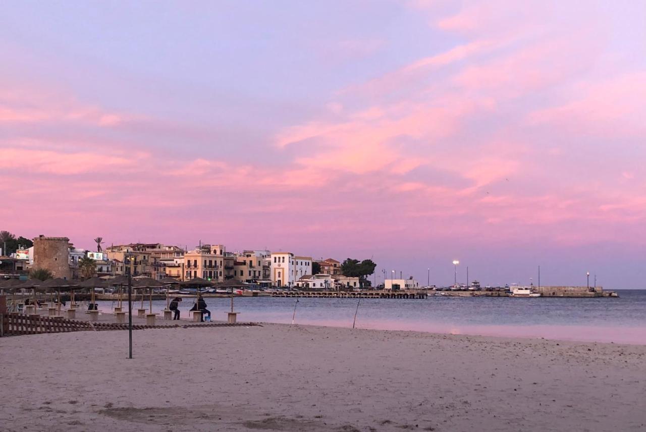 Seiundici Mondello Home المظهر الخارجي الصورة